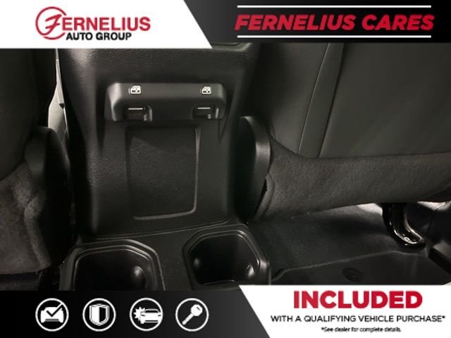 Used 2018 Silver Jeep Unlimited Sport S image 29