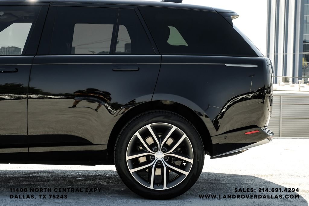 Certified Used 2024 Black Land Rover SE image 10
