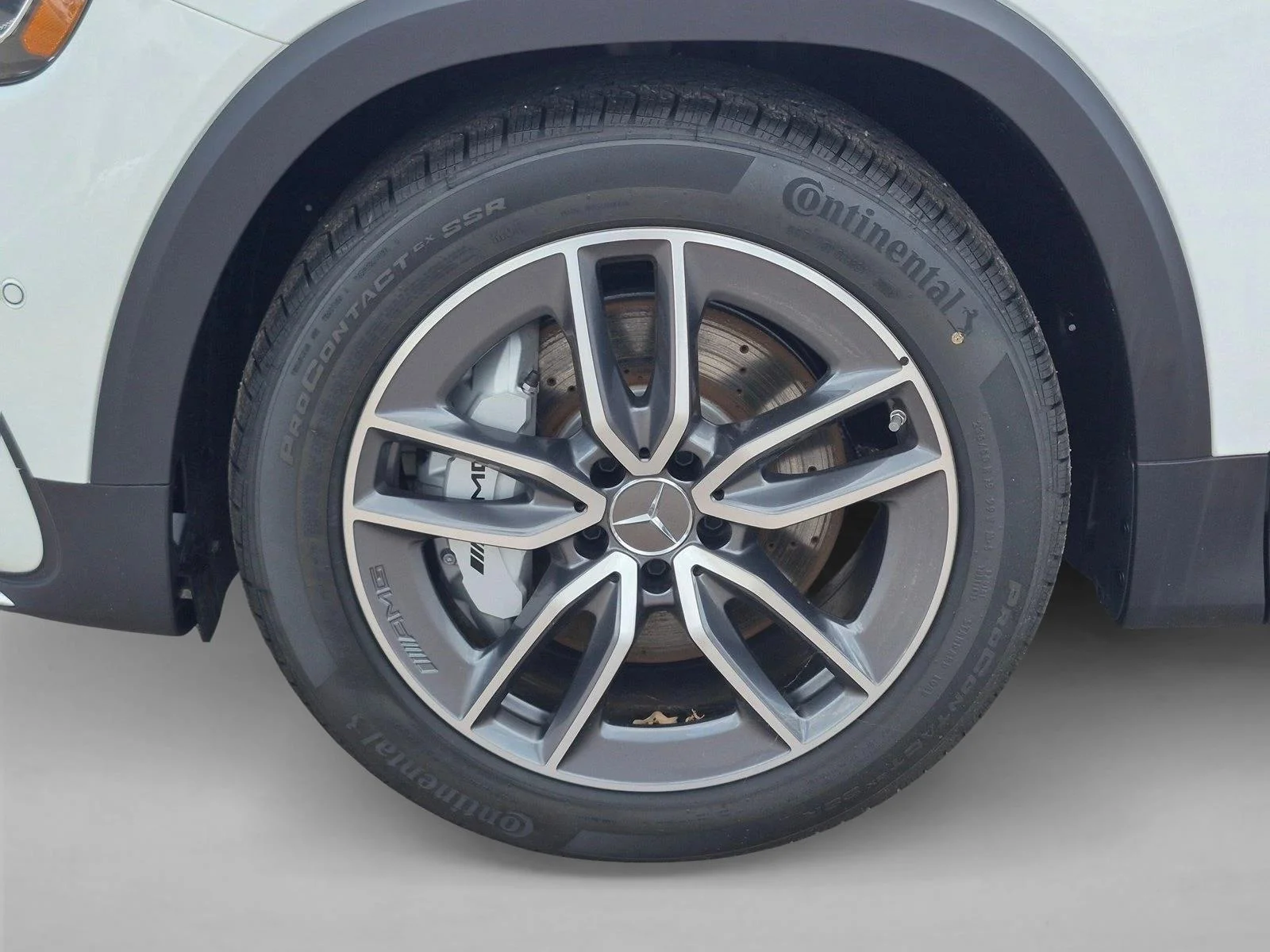 Used 2026 Polar White Mercedes-Benz AMG® GLB 35 image 9