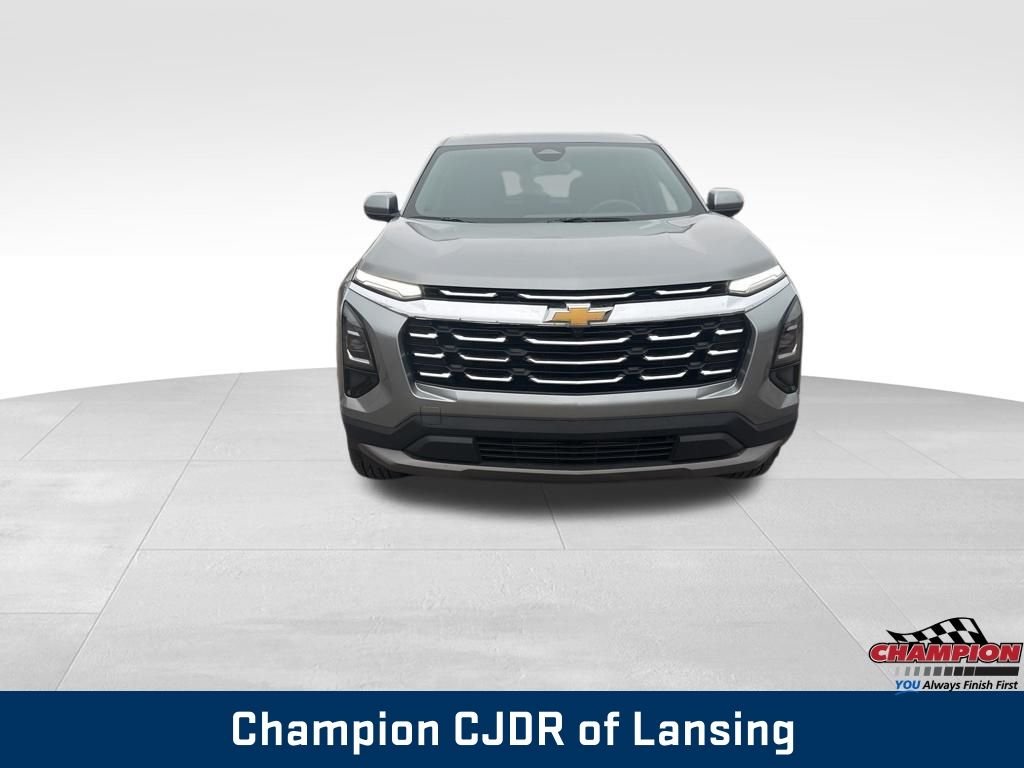 Used 2025 Gray Chevrolet LT image 9