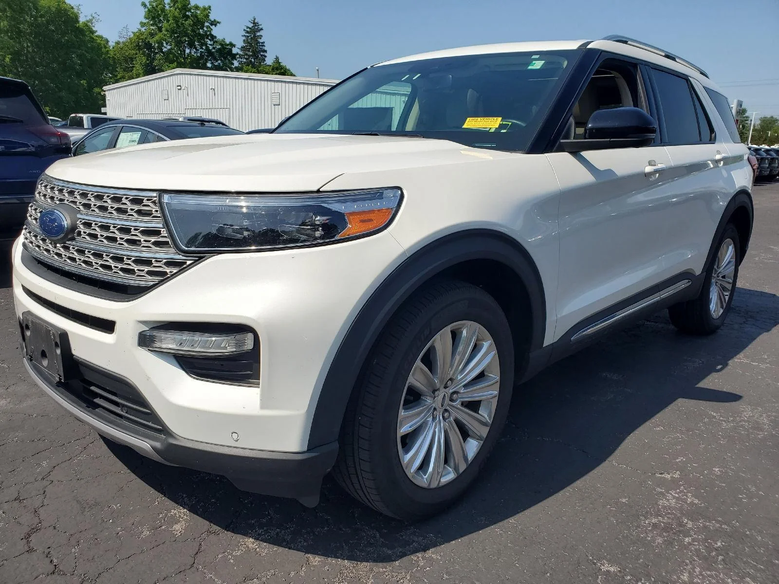 Used 2022 Star White Metallic Tri-Coat Ford Limited image 4