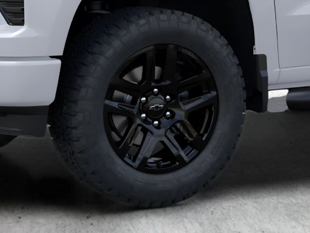 New 2026 Summit White Chevrolet Custom image 19