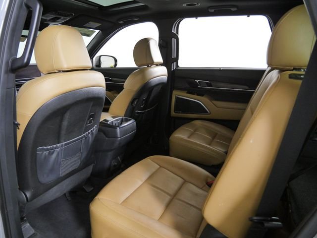 Certified Used 2022 Gray Kia SX image 18