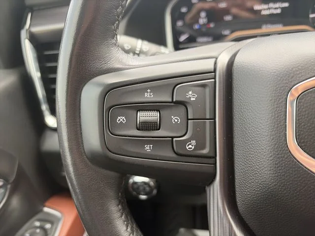 Used 2024 White GMC Denali Ultimate image 32