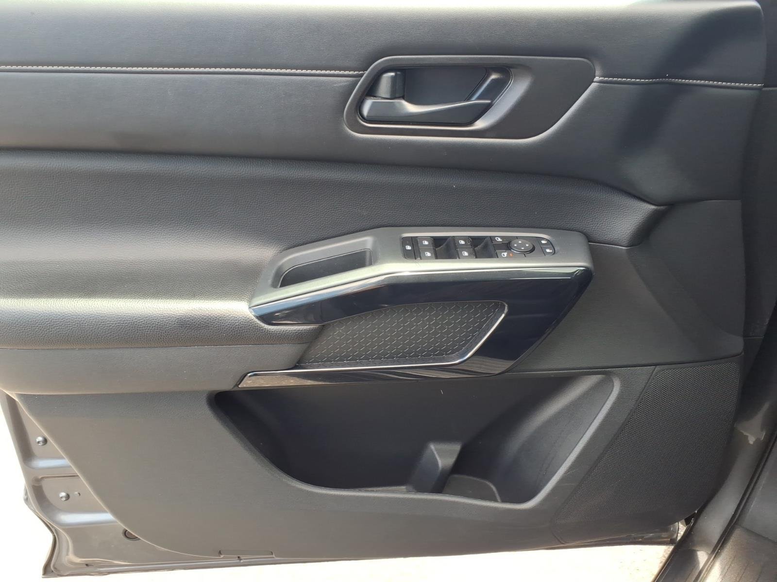 Used 2024 Gun Metallic Nissan SV image 29