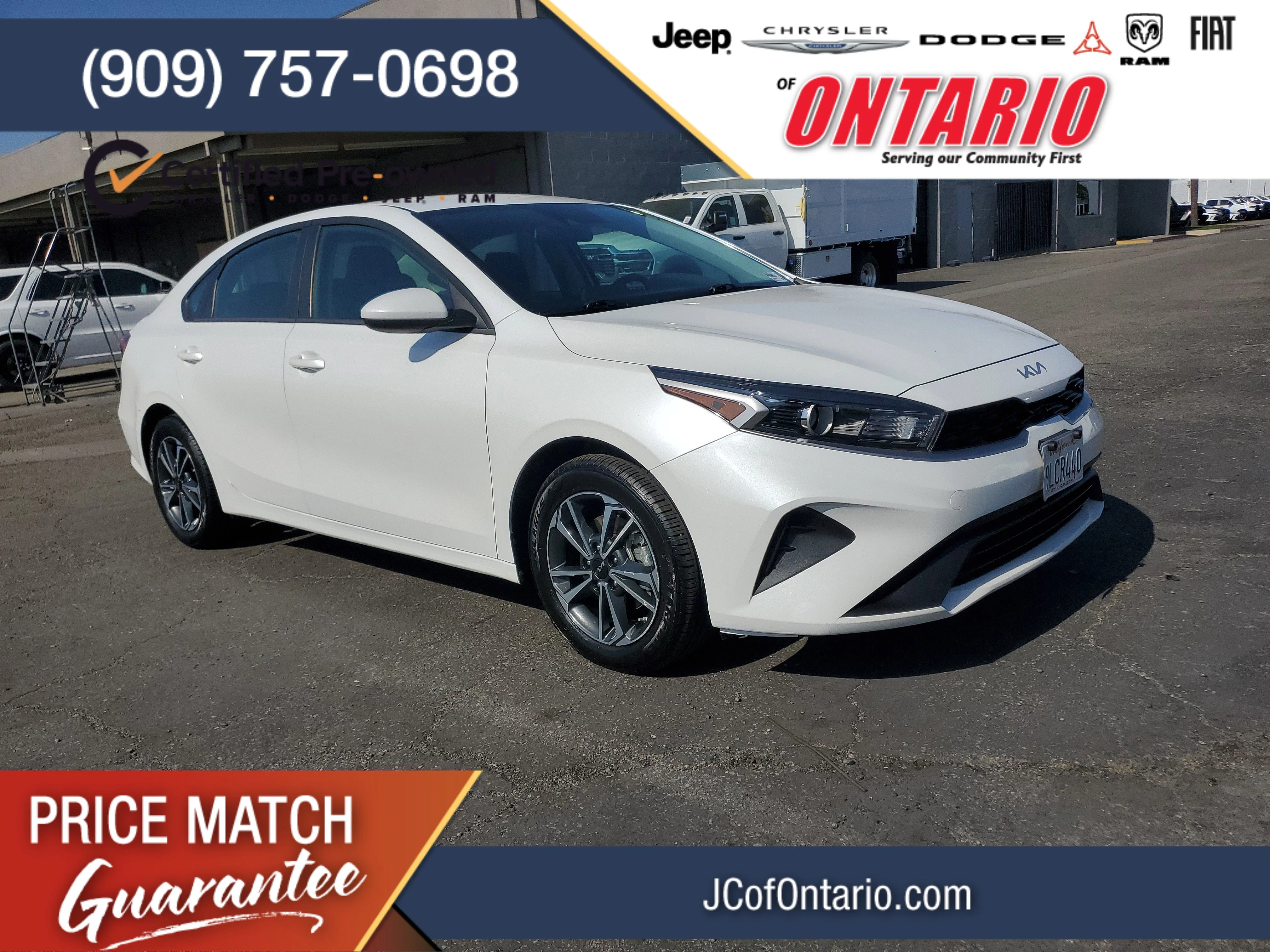2024 Kia Forte LXS AT's photo