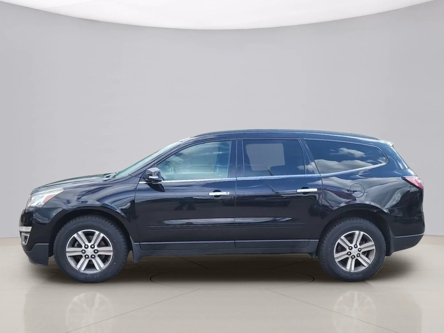 Used 2016 Black Chevrolet  image 2