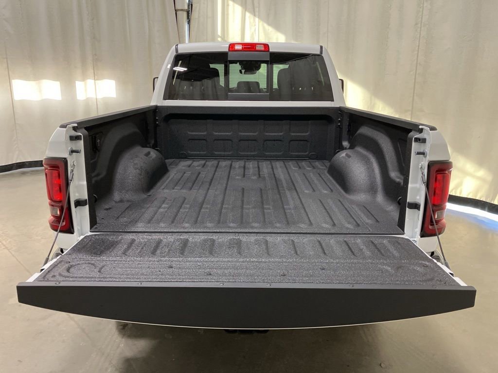 New 2026 Bright White Clear-Coat Exterior Paint RAM Tradesman image 21