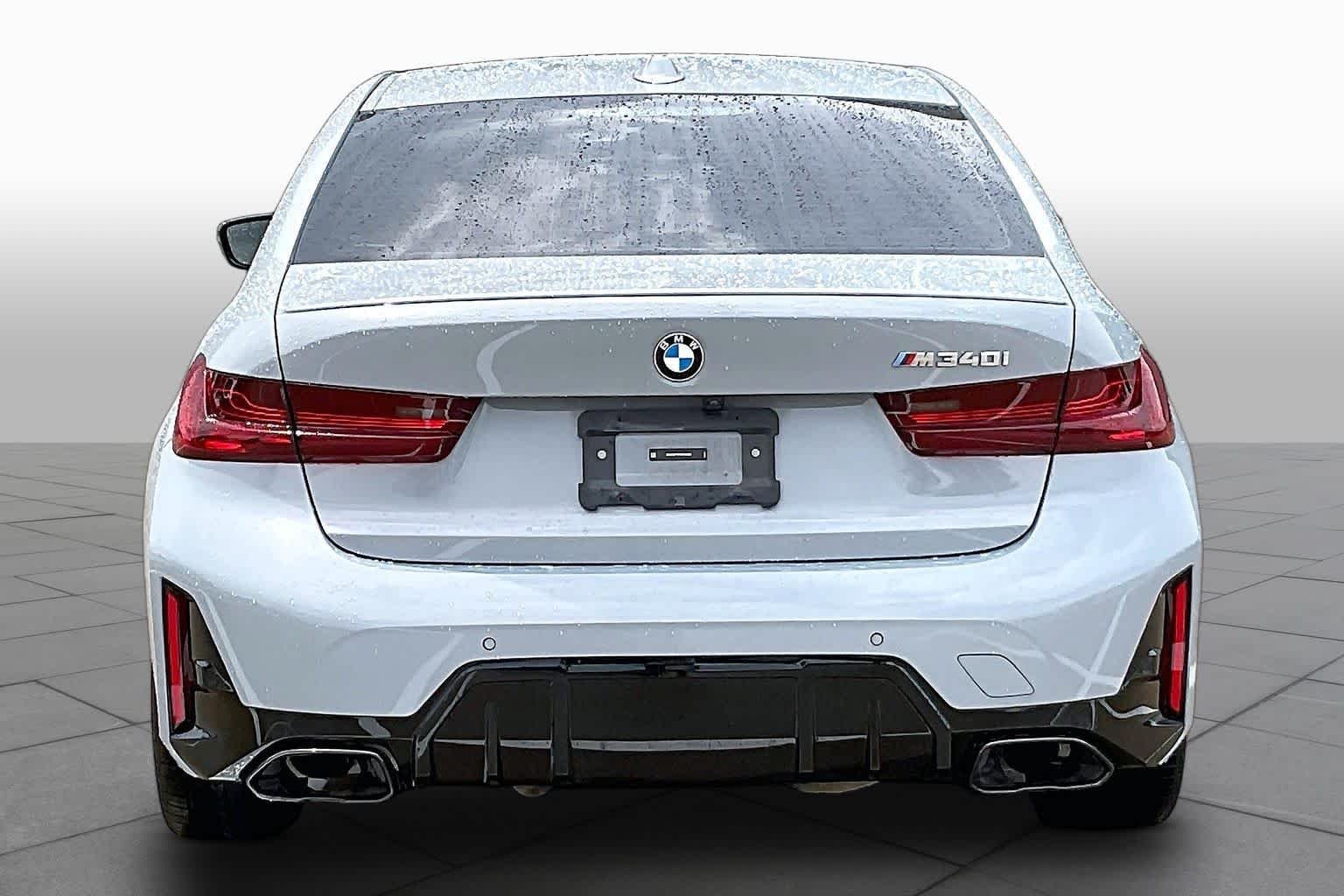 Used 2025 Brooklyn Grey Metallic BMW M340i image 5