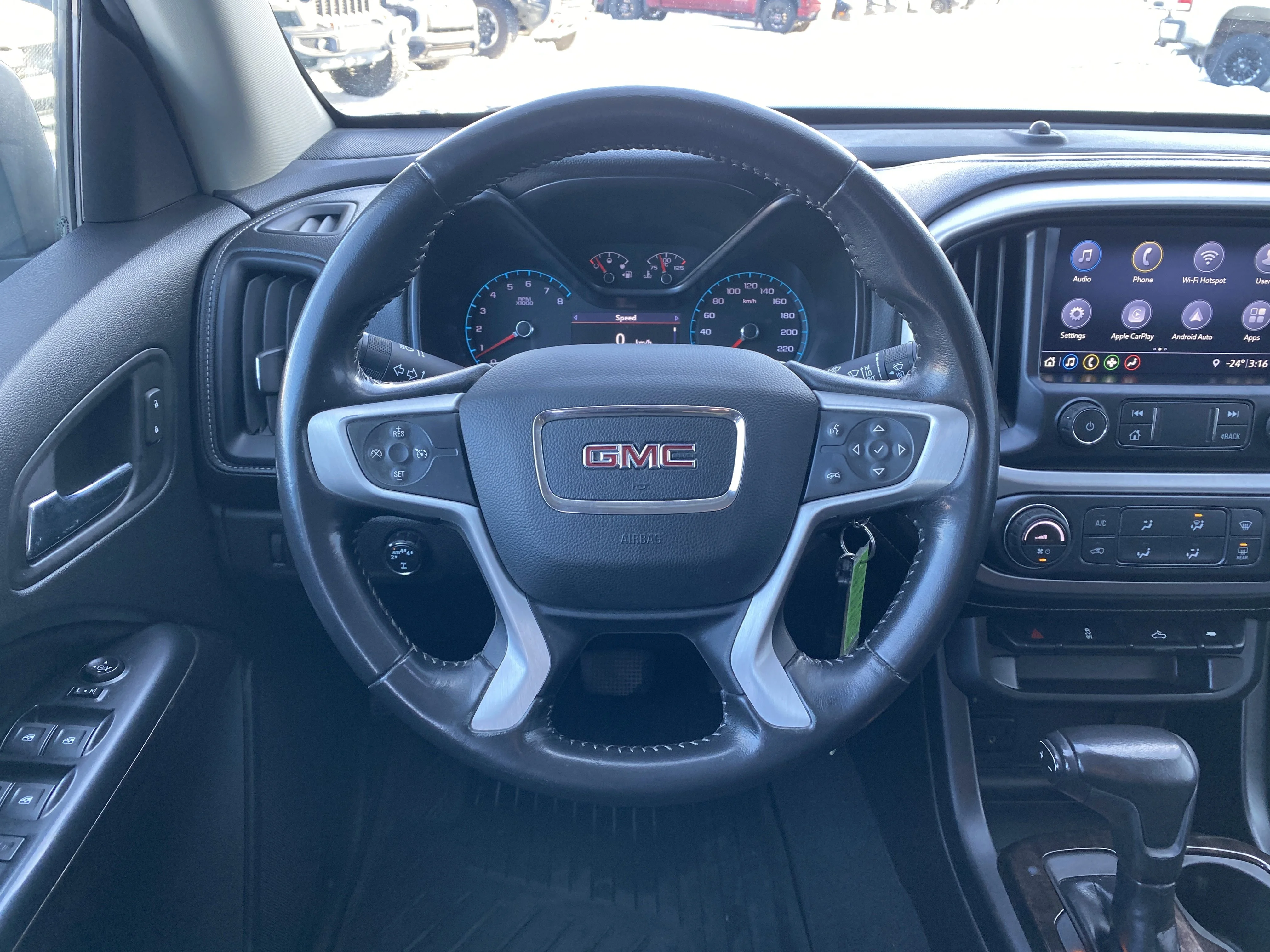 Certified Used 2020 Black GMC Crew Cab 4WD SLE image 11