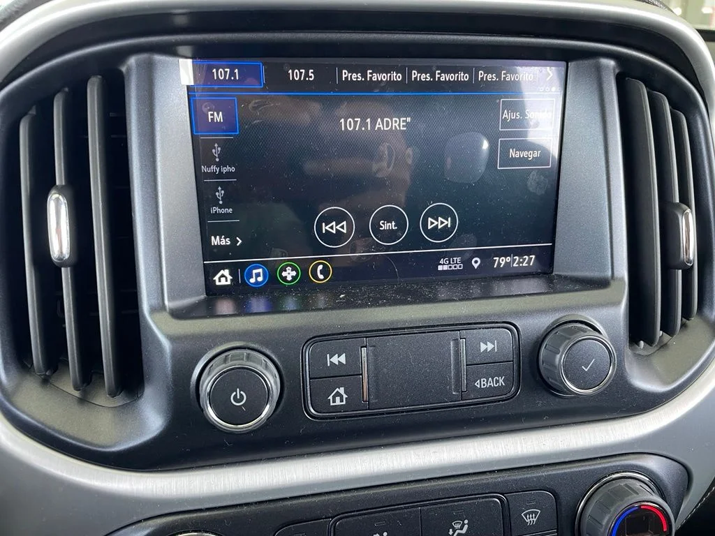 Used 2022 Black GMC Elevation image 15