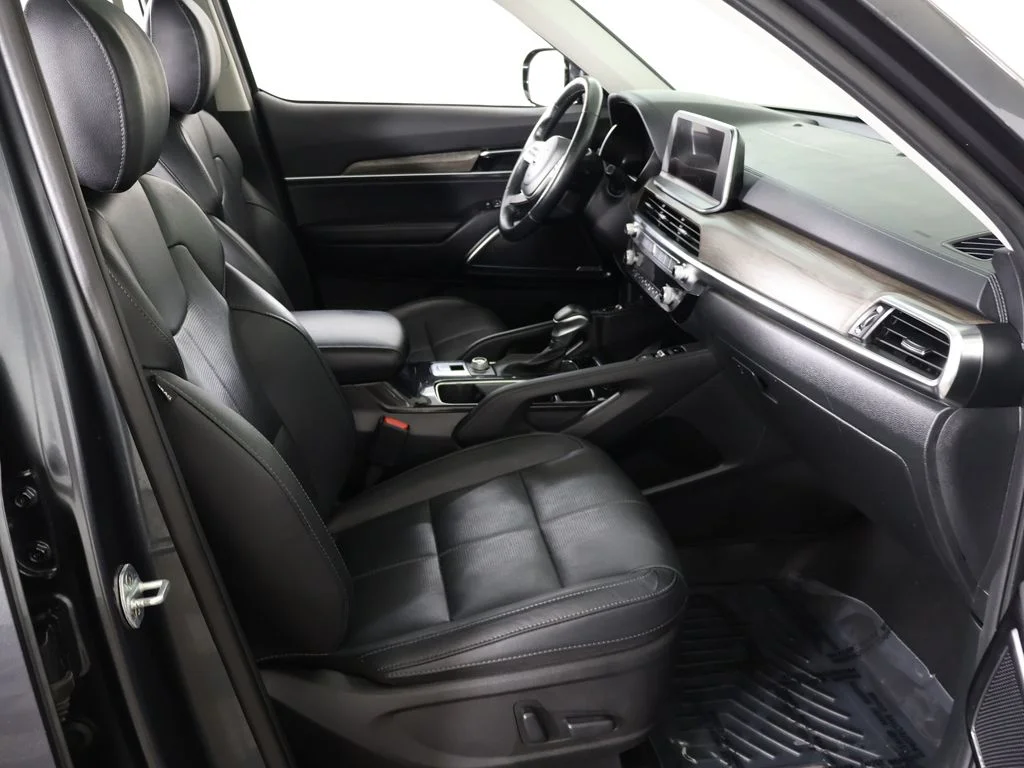 Used 2020 Gray Kia SX image 36