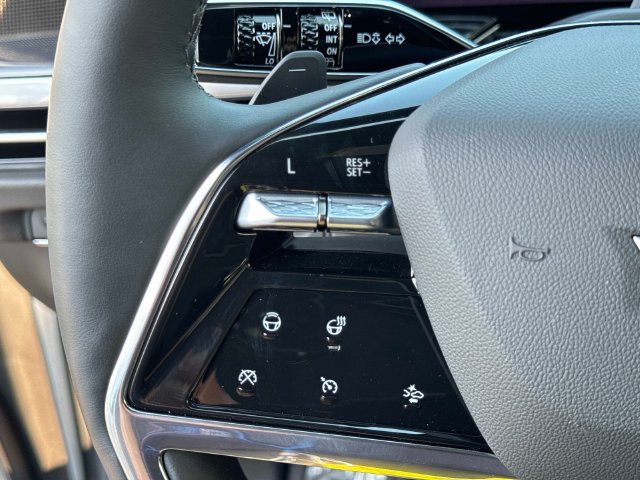 2026 Cadillac Escalade Sport - Photo 35