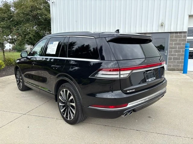 Used 2020 Infinite Black Metallic Lincoln Black Label Grand Touring image 9