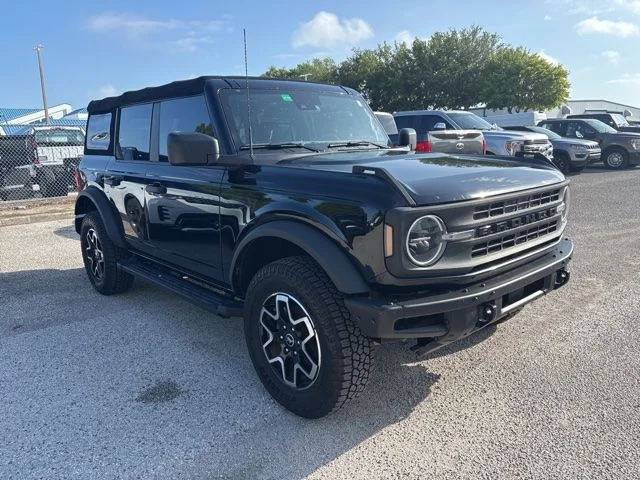 Used 2022 Black Ford Base image 3