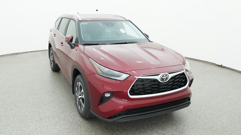 New 2026 Ruby Flare Pearl Toyota XLE image 45
