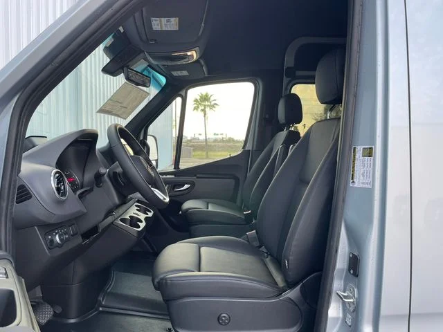 New 2025  Mercedes-Benz Passenger 144 WB image 20