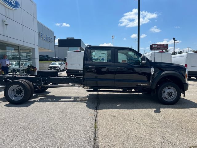 New 2026 Agate Black Metallic Ford F-550® XL image 8