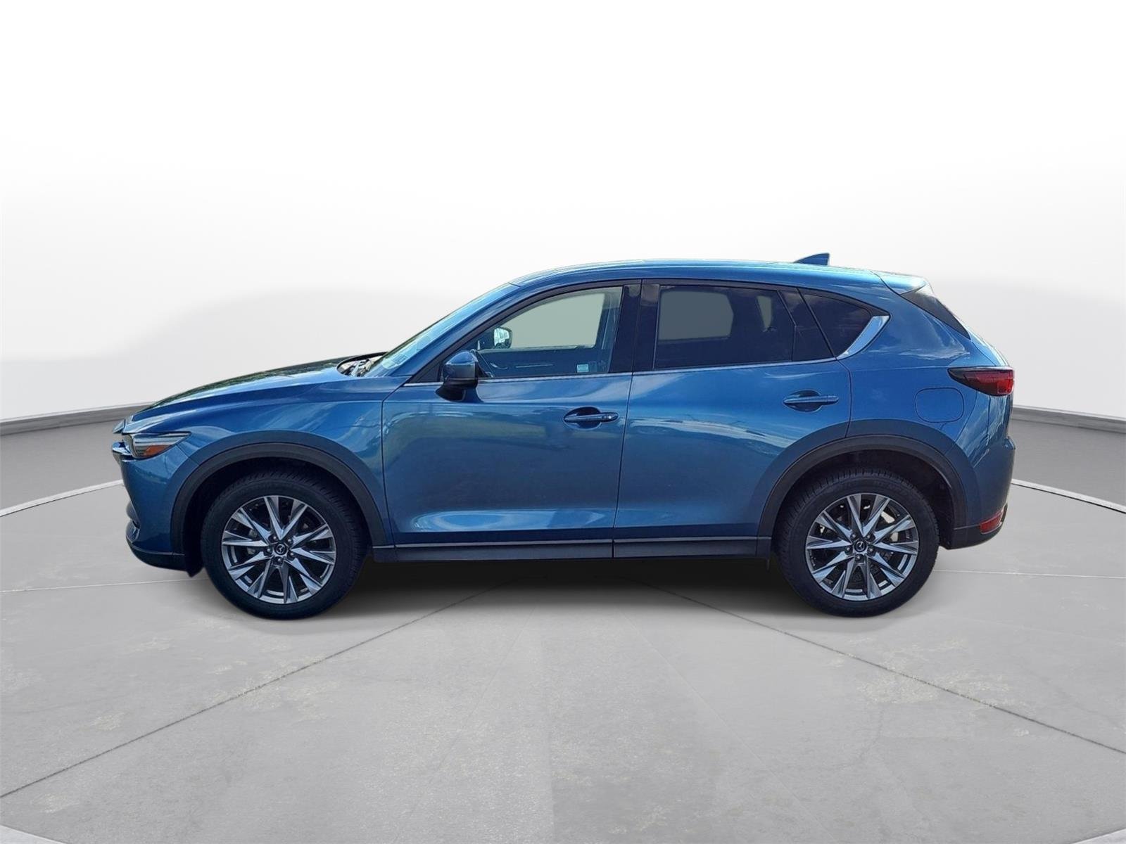 Used 2019 Eternal Blue Mica Mazda Grand Touring image 9