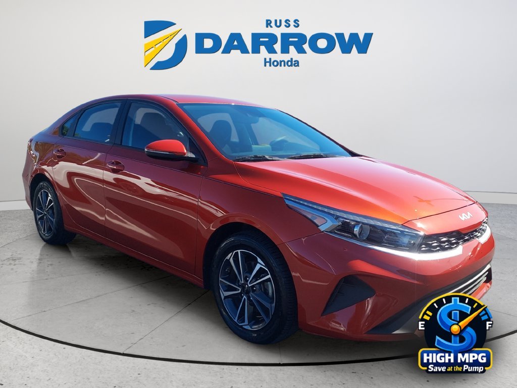 Used 2023 Red Kia LXS image 7