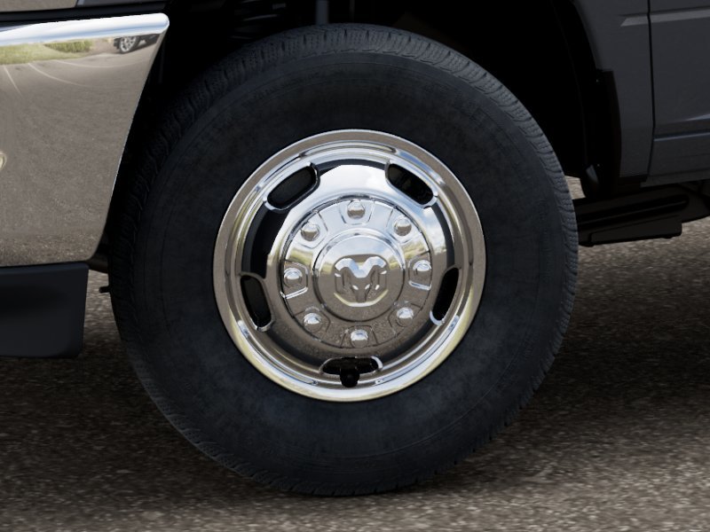 New 2026 Ceramic Gray Clear-Coat Exterior Paint RAM TRADESMAN image 4