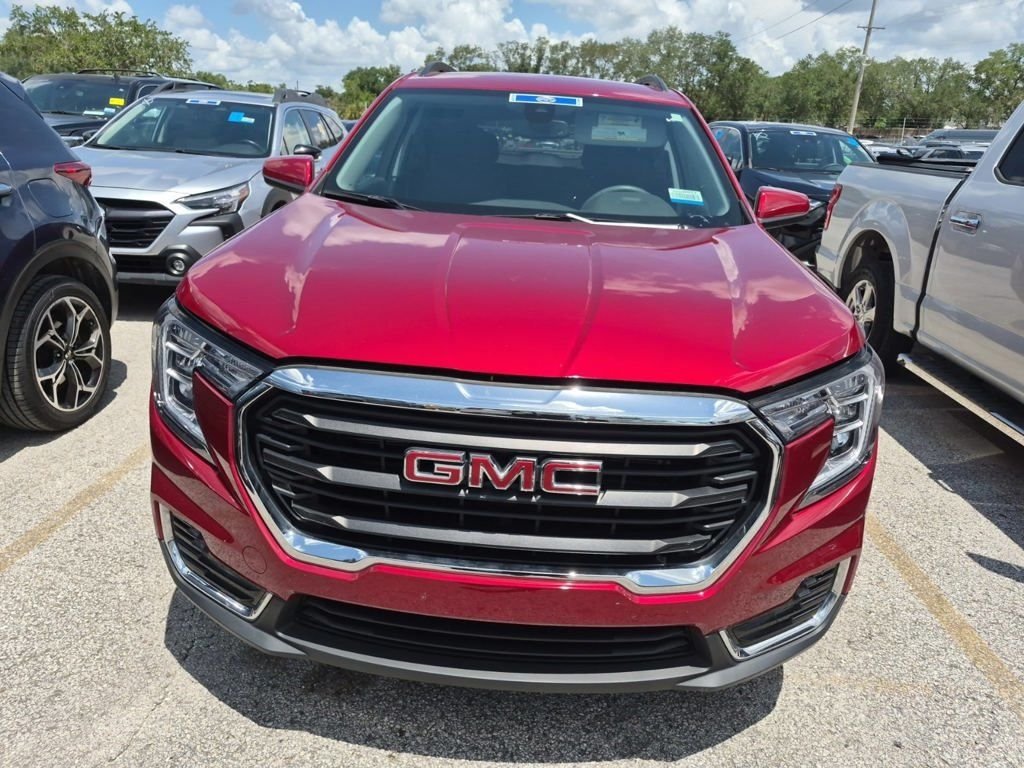 Used 2023 Red GMC SLE image 9