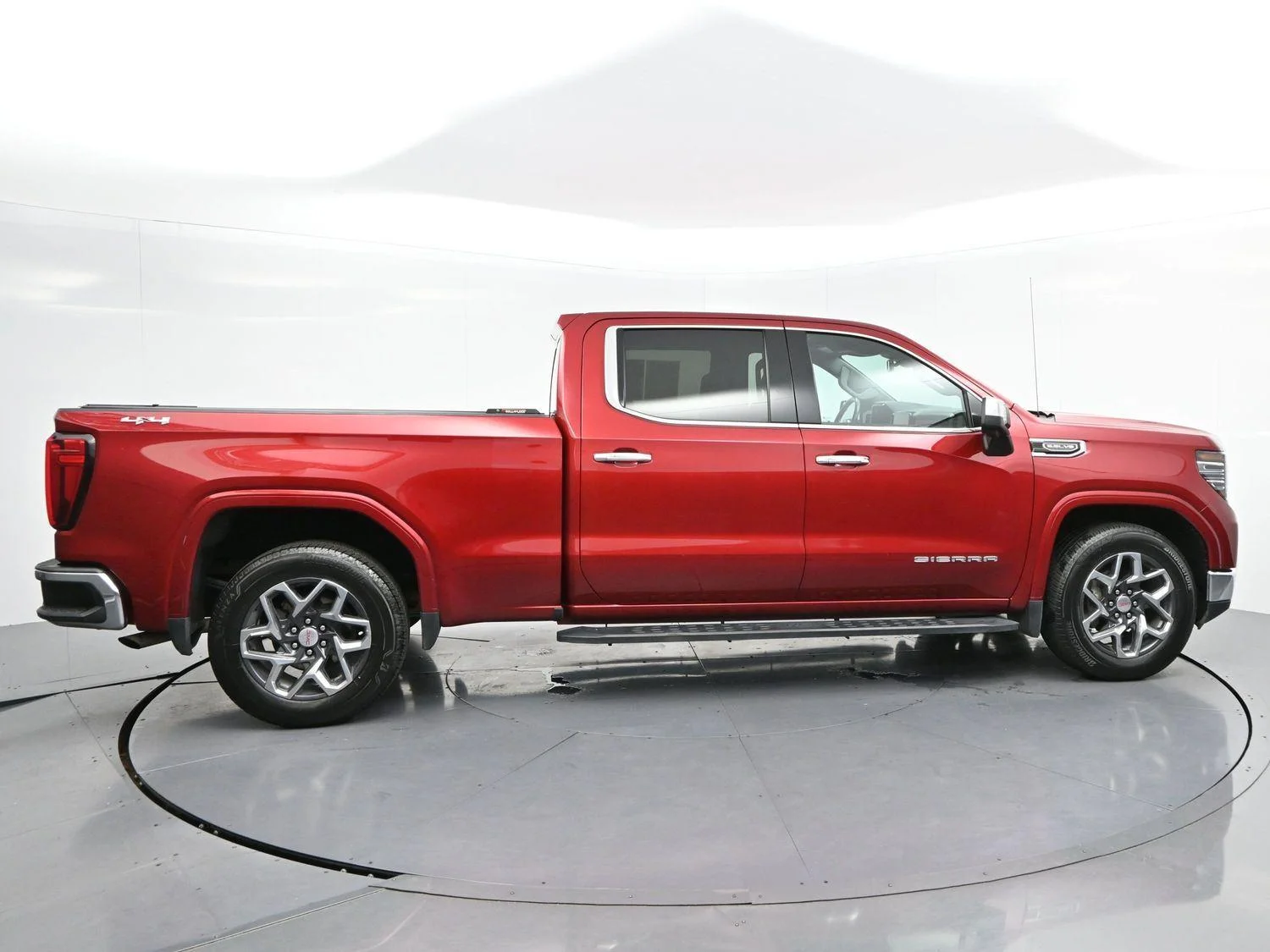 Used 2023 Volcanic Red Tintcoat GMC SLT image 8