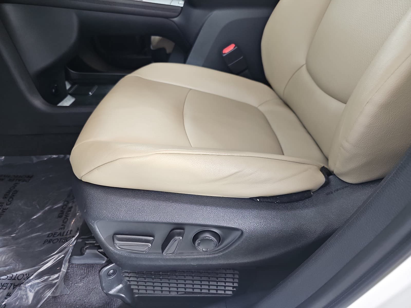Used 2022 Beige Toyota XLE image 26