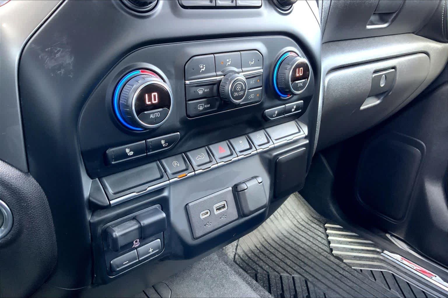 Used 2020 Northsky Blue Metallic Chevrolet RST image 34