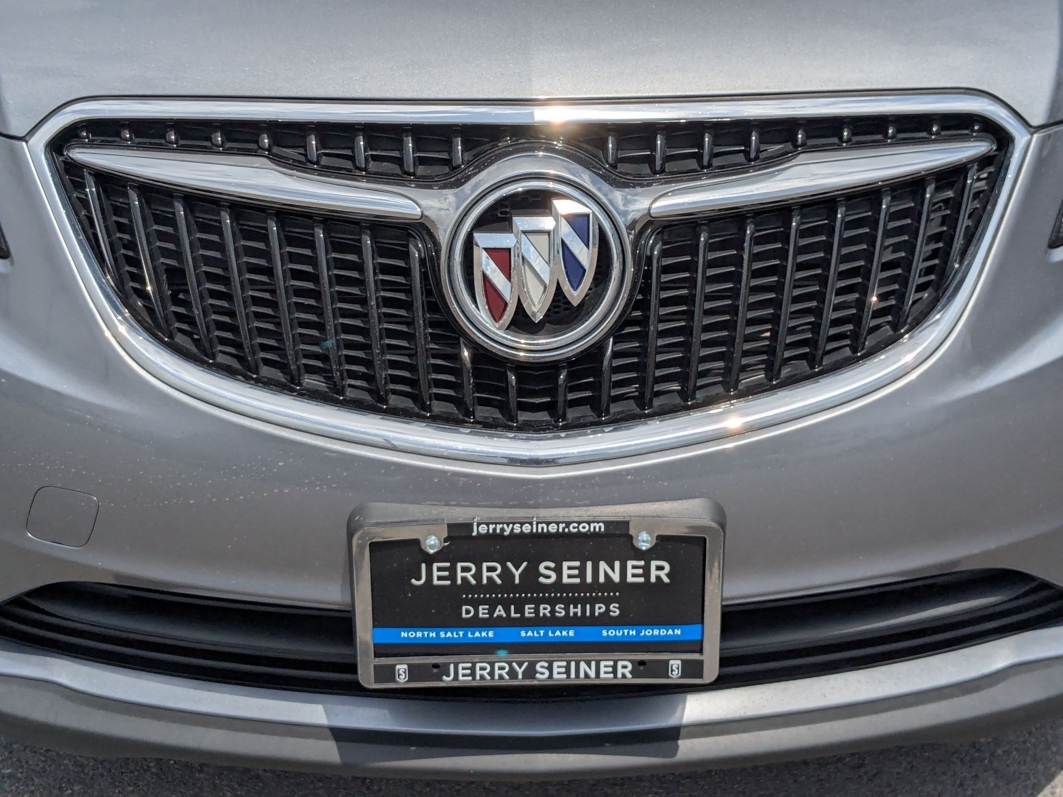 Certified Used 2020 SATIN STEEL METALLIC Buick Essence image 9