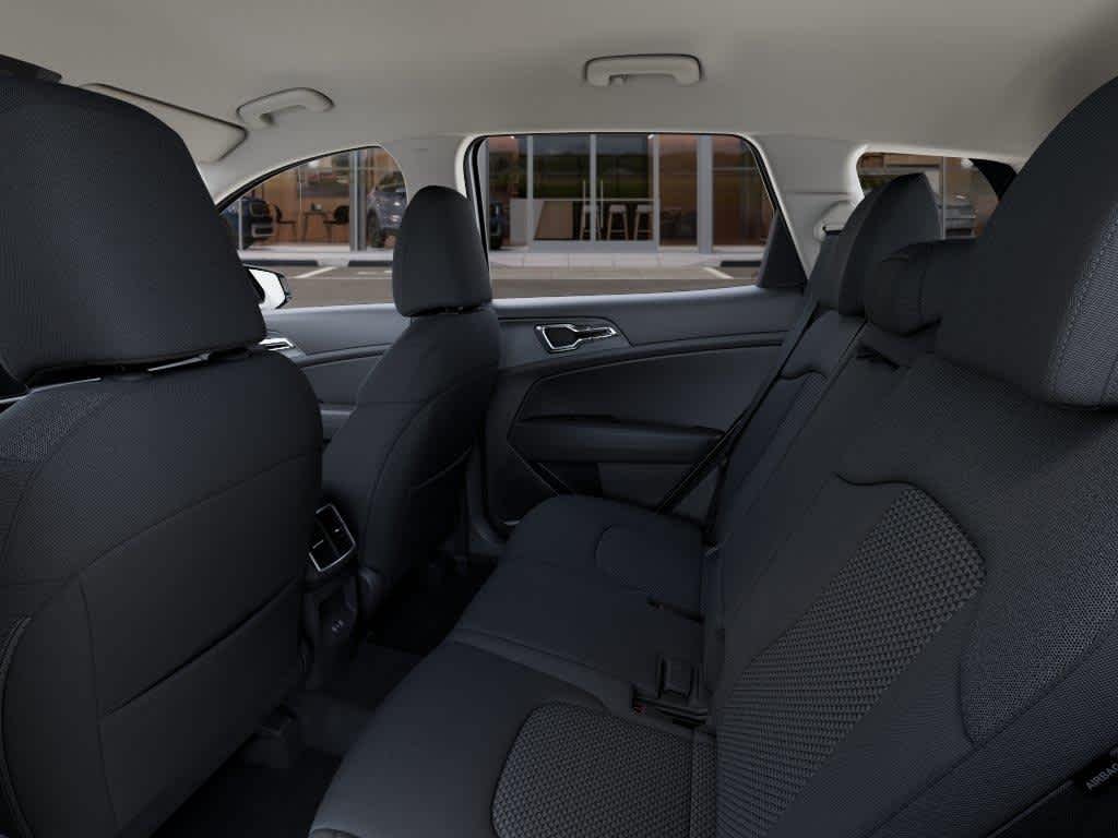 New 2026 GWP/Glacial Whi Kia LX image 18
