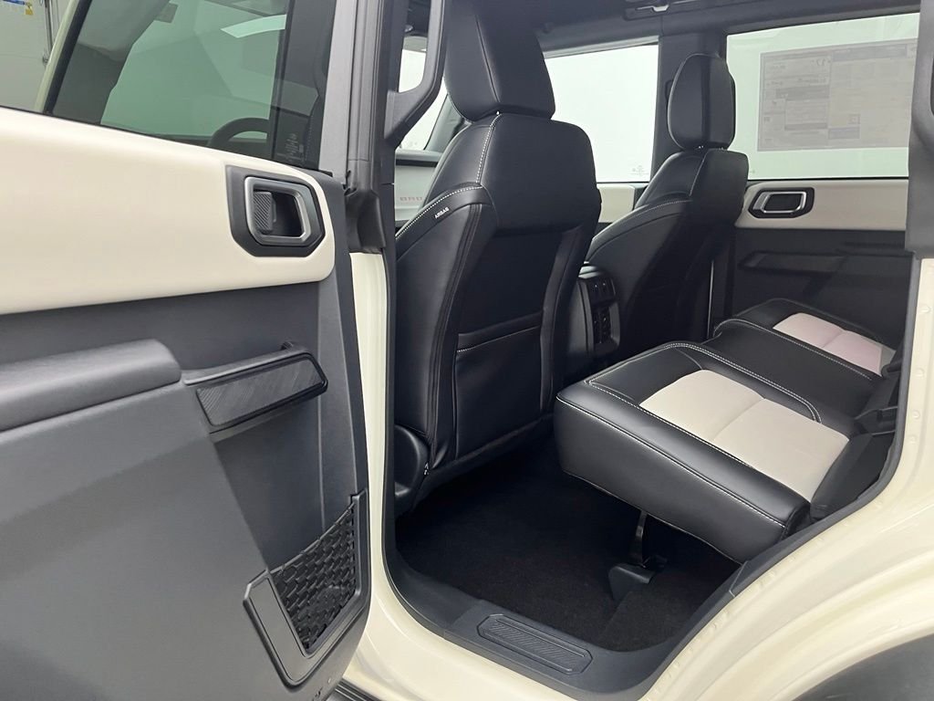New 2026 White Ford Outer Banks image 39