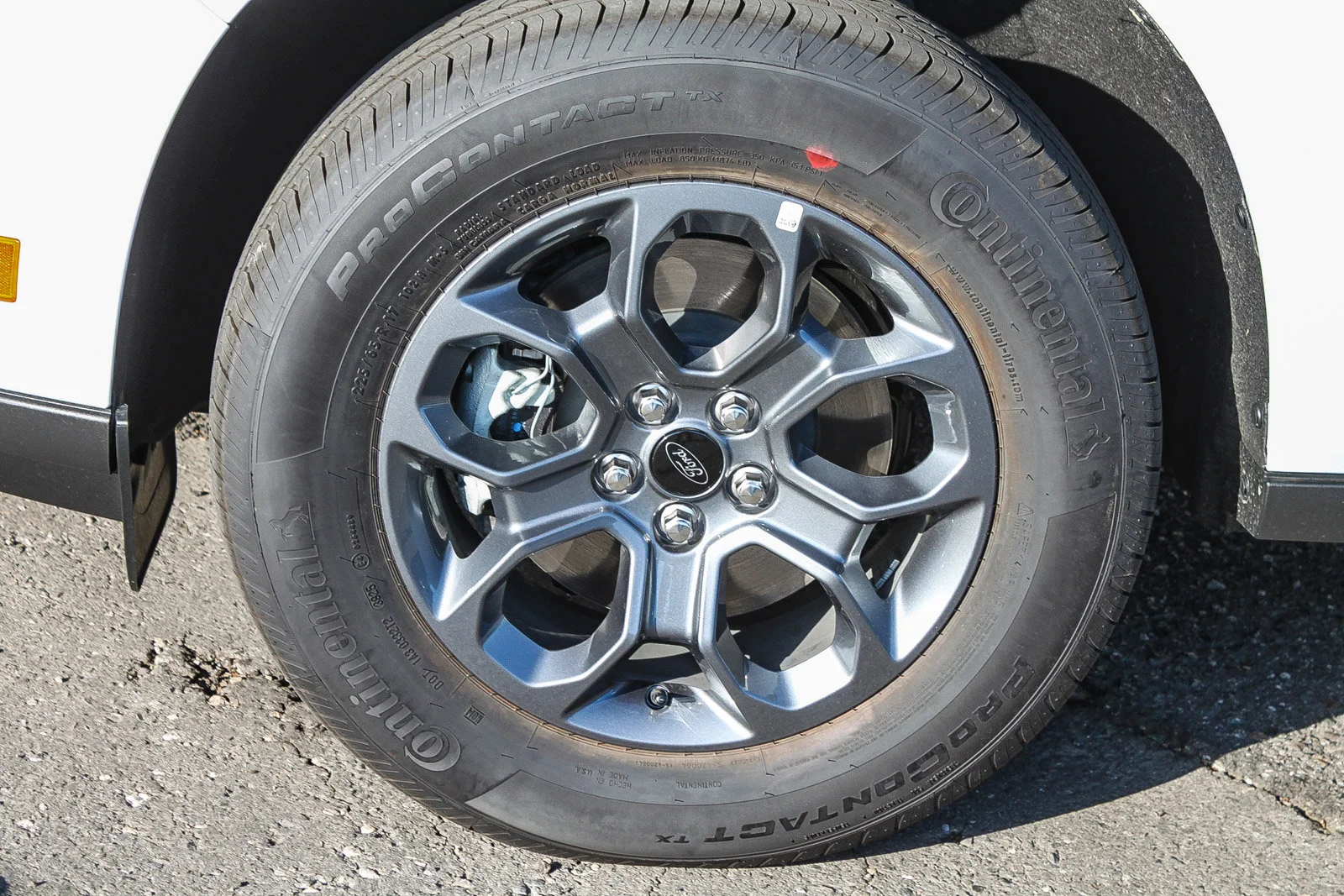 New 2025 White Metallic Ford XLT image 12