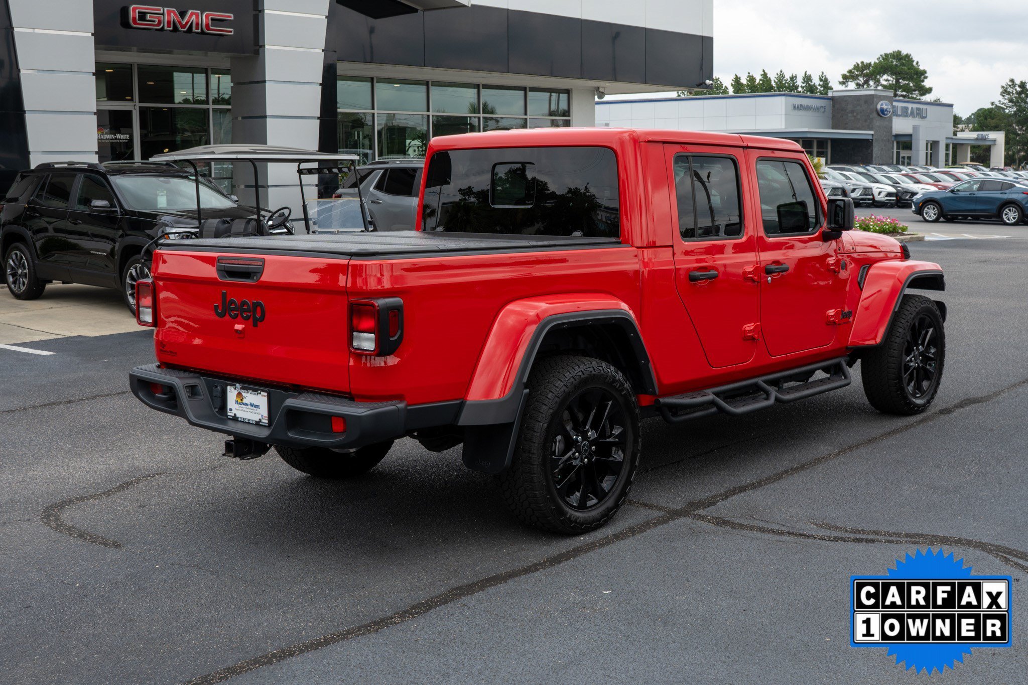 Used 2025 Firecracker Red Clearcoat Jeep Nighthawk image 3
