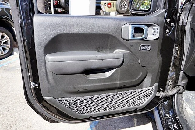 New 2026 Black Clear-Coat Exterior Paint Jeep Willys image 29