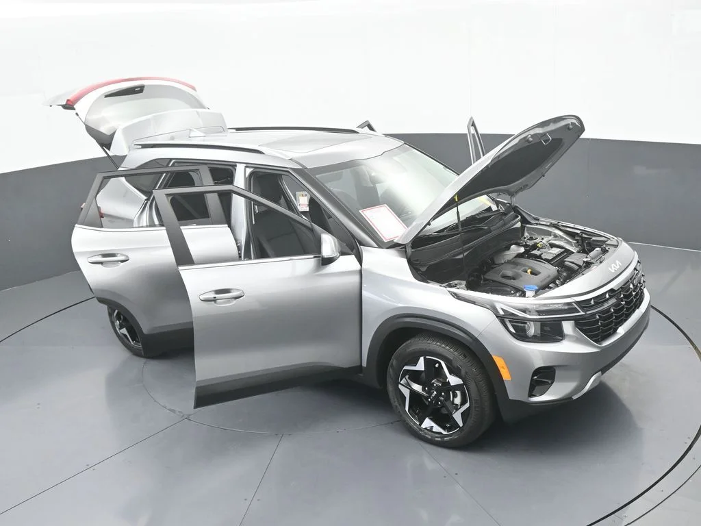 Used 2025 Steel Gray Kia EX image 67
