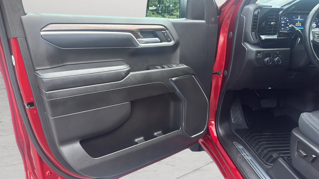 2023 Chevrolet Silverado 1500 LT - Photo 10