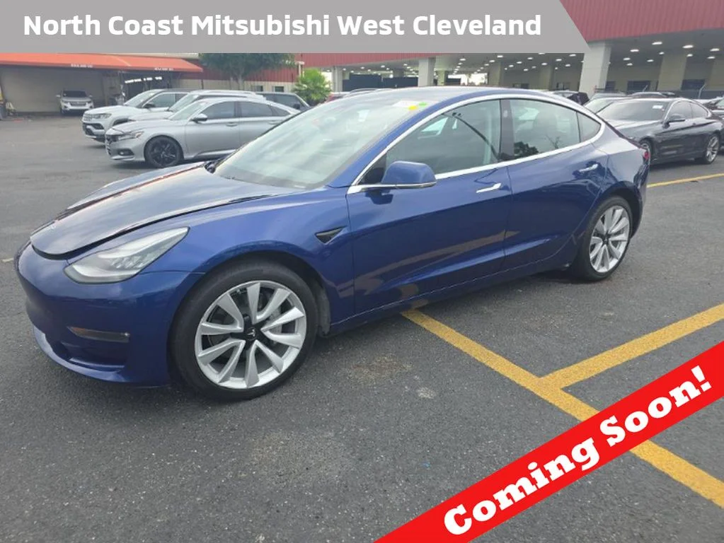 2020 Tesla Model 3 Standard Range Plus's photo