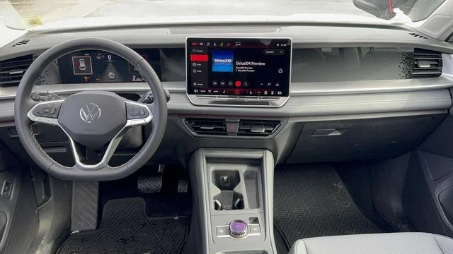 2025 Volkswagen Tiguan SE - Photo 7