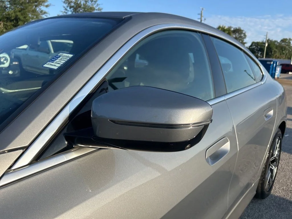 Used 2025 Gray BMW xDrive40 image 20