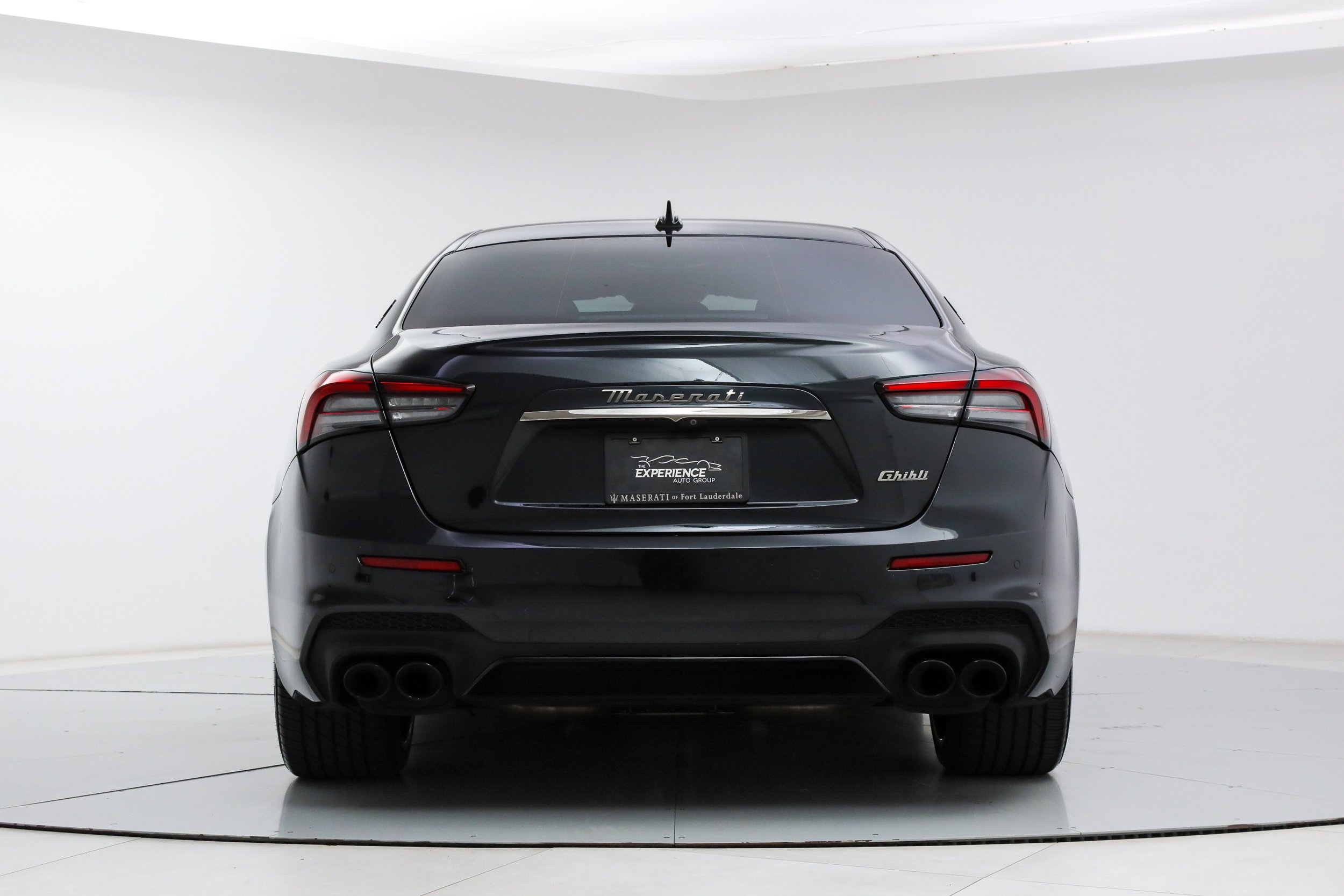 Used 2023 Black Maserati Modena image 4