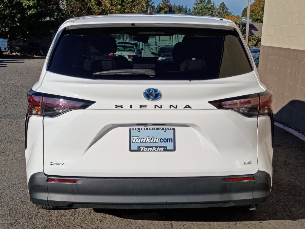 Used 2025 White Toyota LE image 7