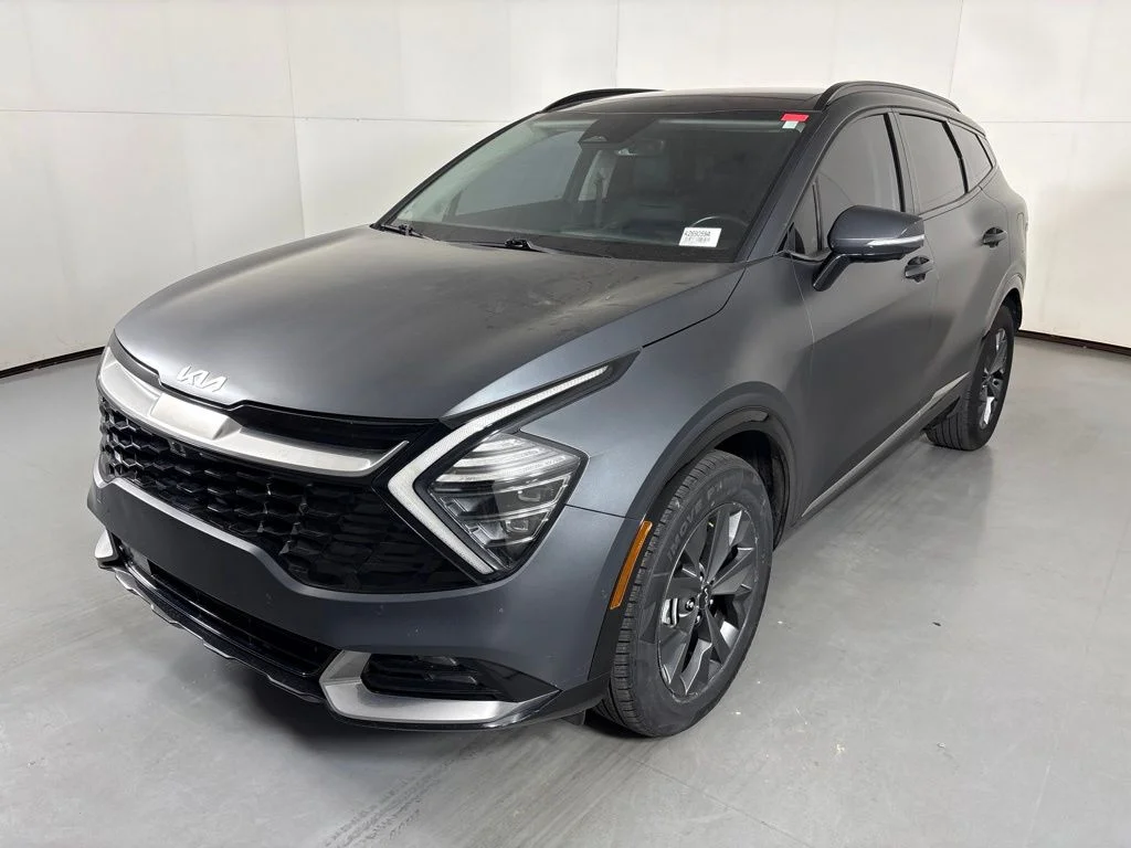 Used 2025 Shadow Kia SX-Prestige image 4