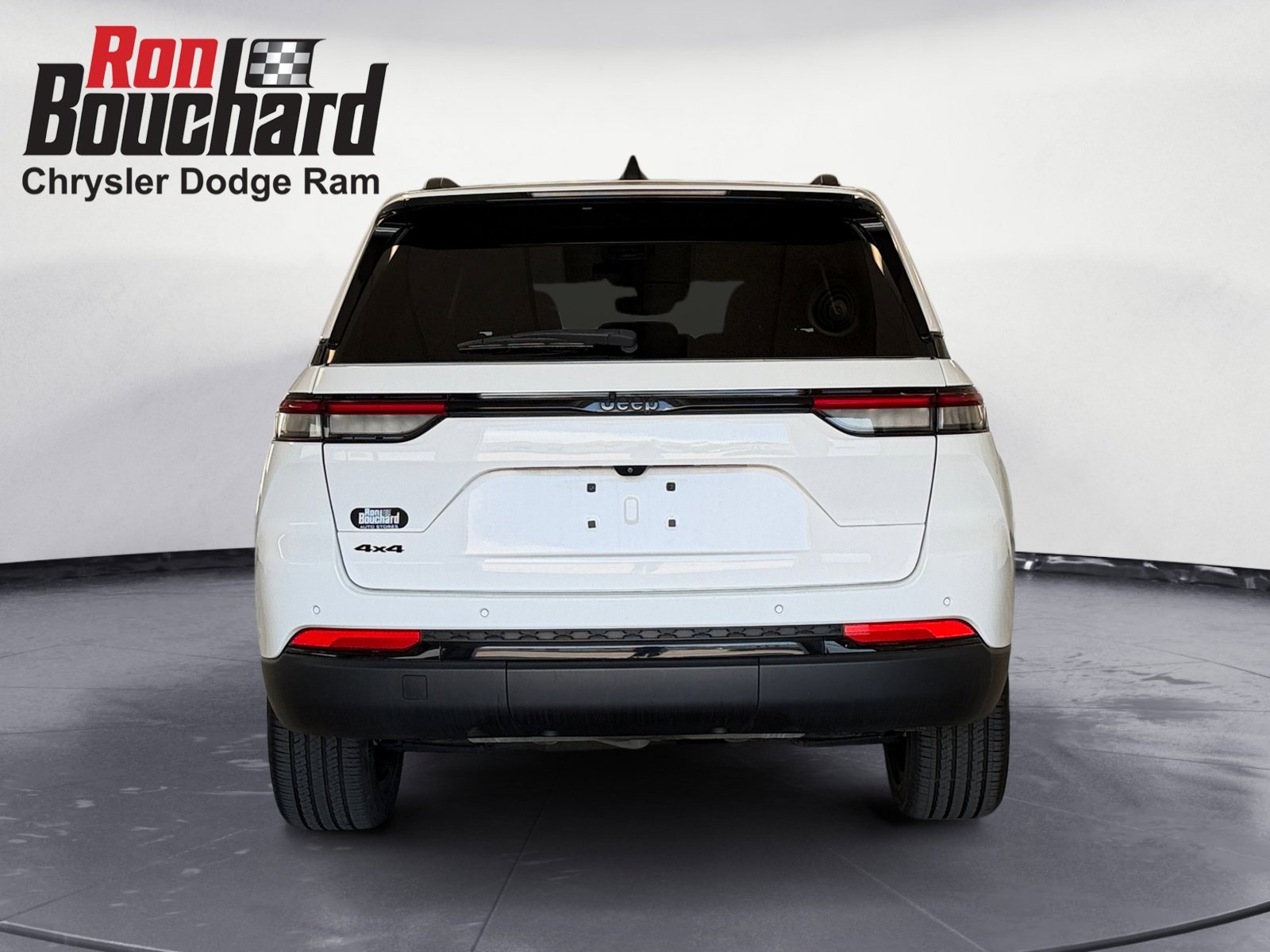 Certified Used 2023 Bright White Clearcoat Jeep Altitude image 3