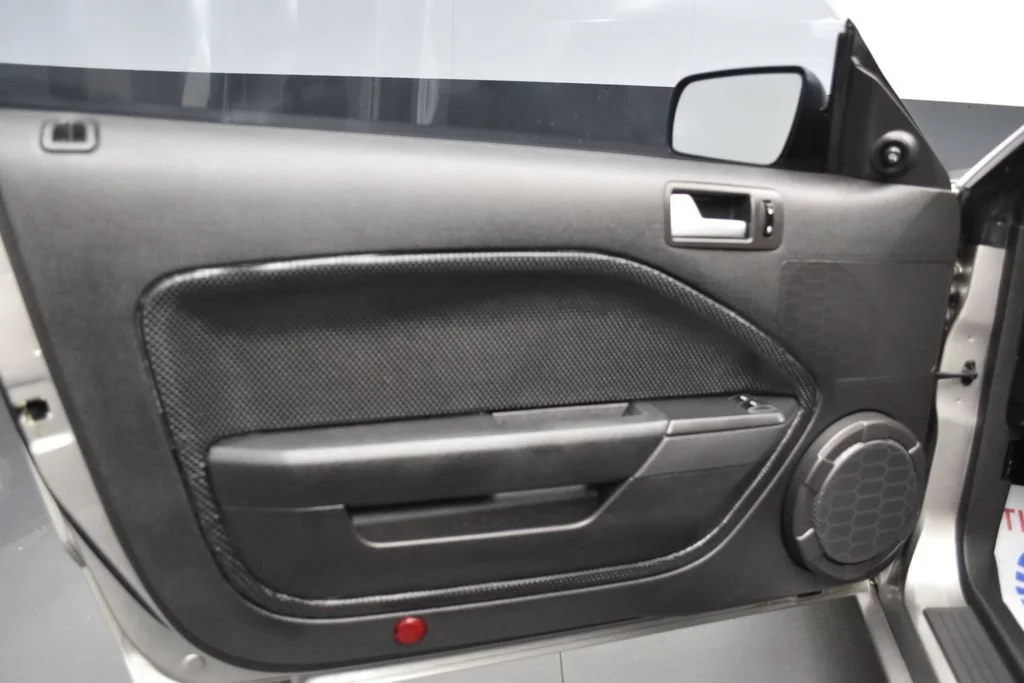 Used 2008 Gray Ford GT Deluxe image 20