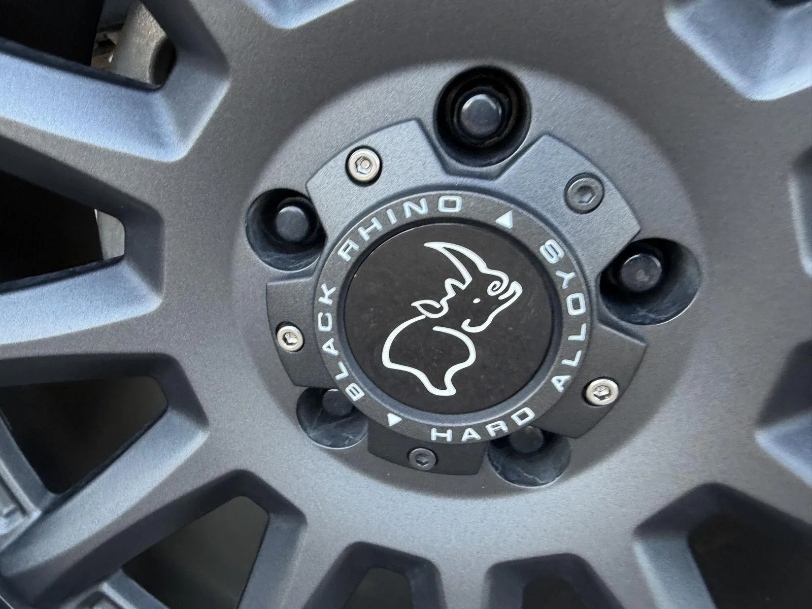 Used 2020 Punkn Metallic Clearcoat Jeep Rubicon image 25