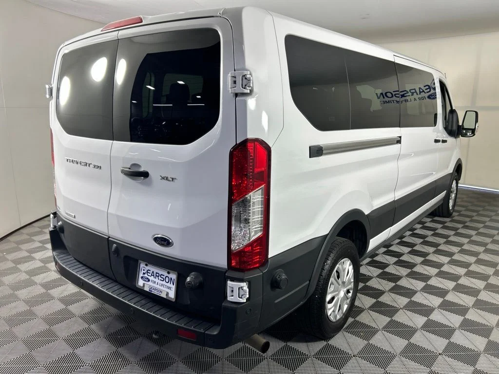 Used 2024 White Ford XLT image 4