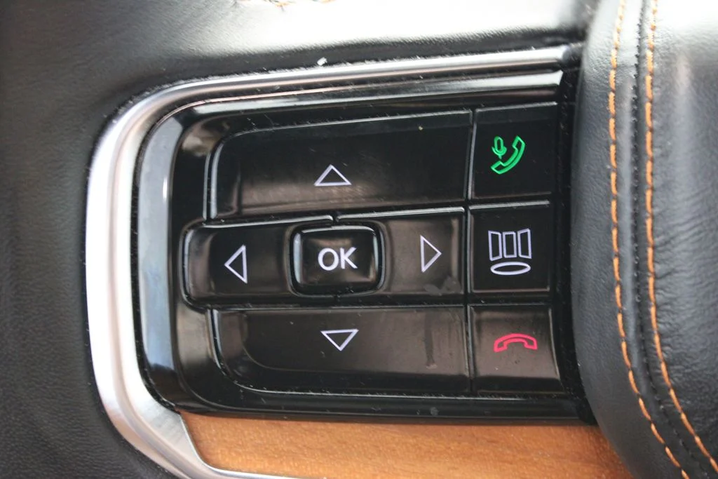 Used 2024 Black Jeep Series III image 21