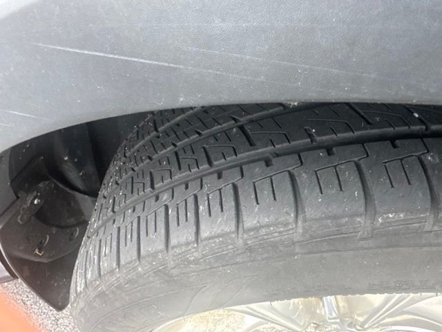 Used 2013 Black Ford Limited image 4