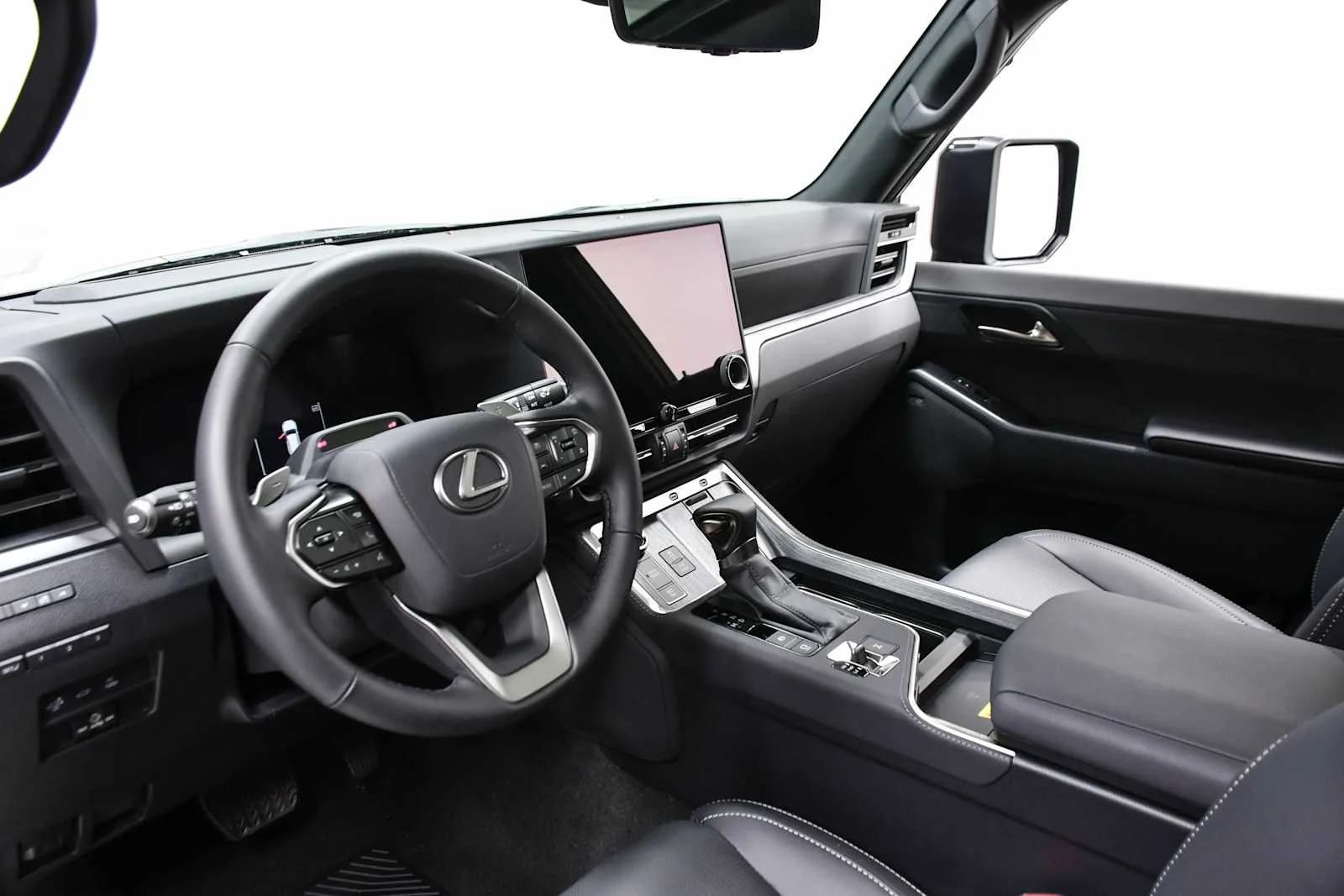 Certified Used 2026 CAVIAR Lexus Luxury+ image 12